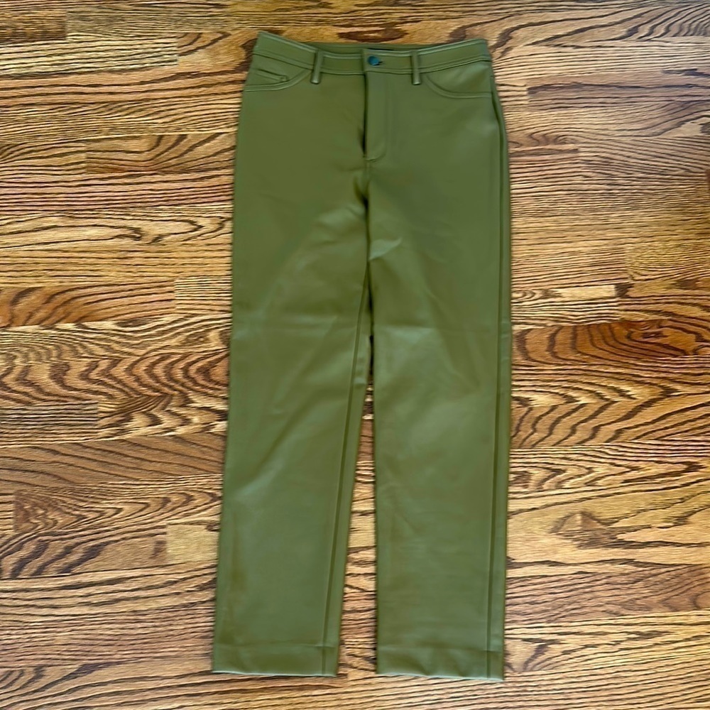 Halogen Five Pocket faux leather pants - Olive Green sz4